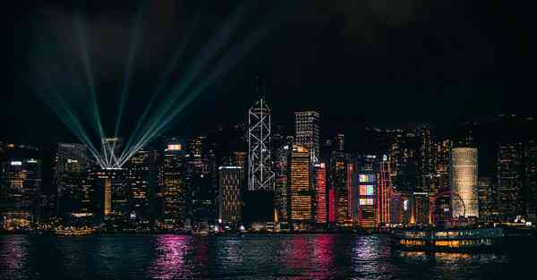 自由之门手机版下载
